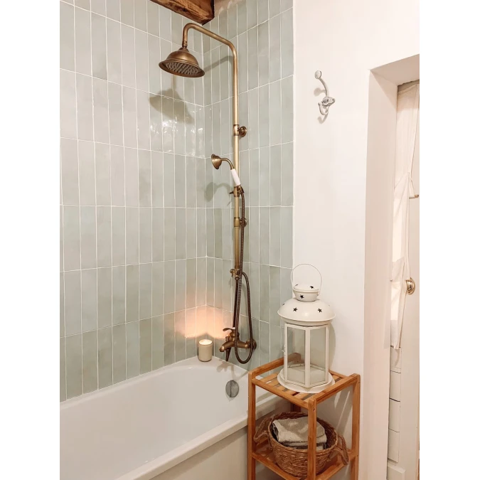 Colonne de douche avec robinetterie BYRON