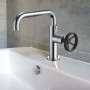 Mitigeur lavabo INDUSTRIEL  à bec mobile