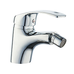 robinet de bidet chromé brillant