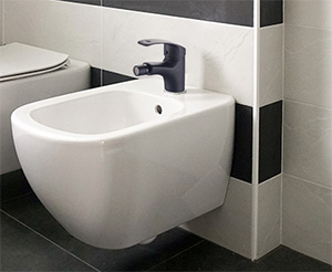 robinet de bidet design noir mat