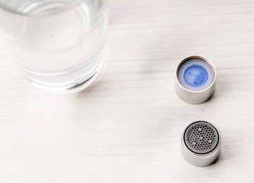 Nettoyage d’un aérateur au vinaigre blanc