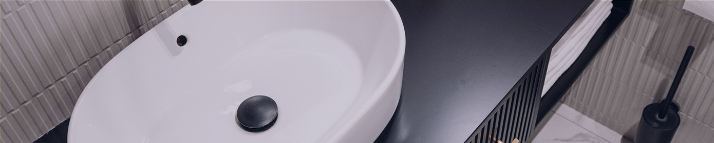 bonde noir mat moderne