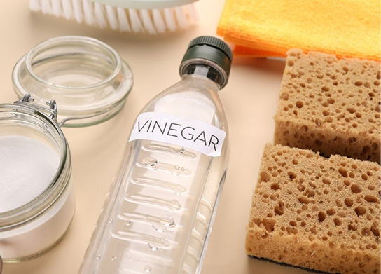 matériel pour nettoyer une bonde de lavabo